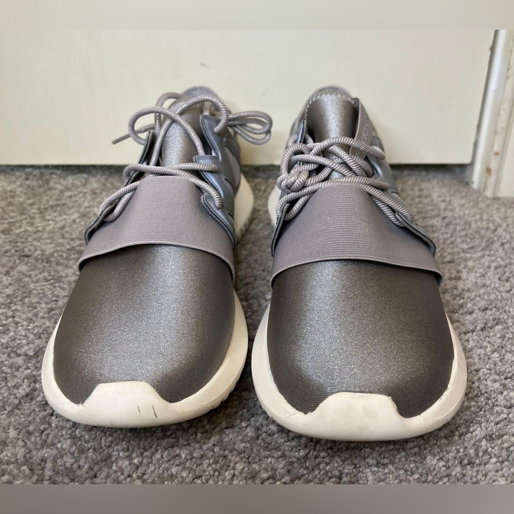 Women’s Grey Adidas Tublars